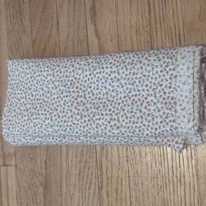 White floral fabric roll good size